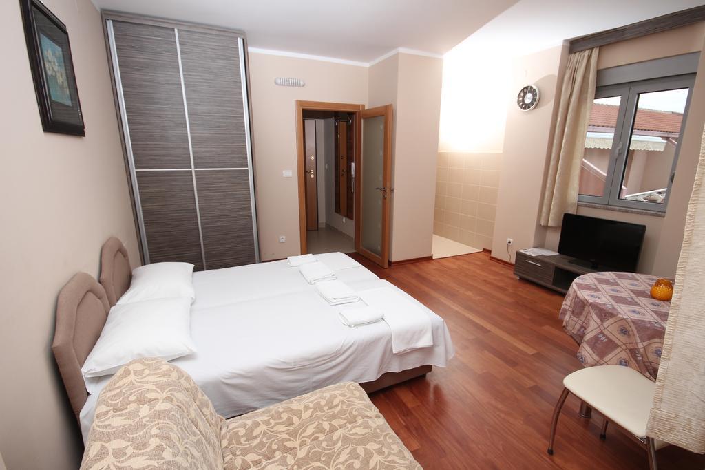 Apartments Oaza 2 Petrovac Δωμάτιο φωτογραφία